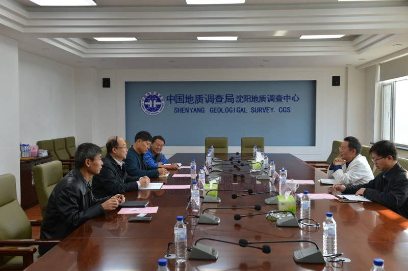 罗格理事长与沈阳中心李志忠主任进行座谈