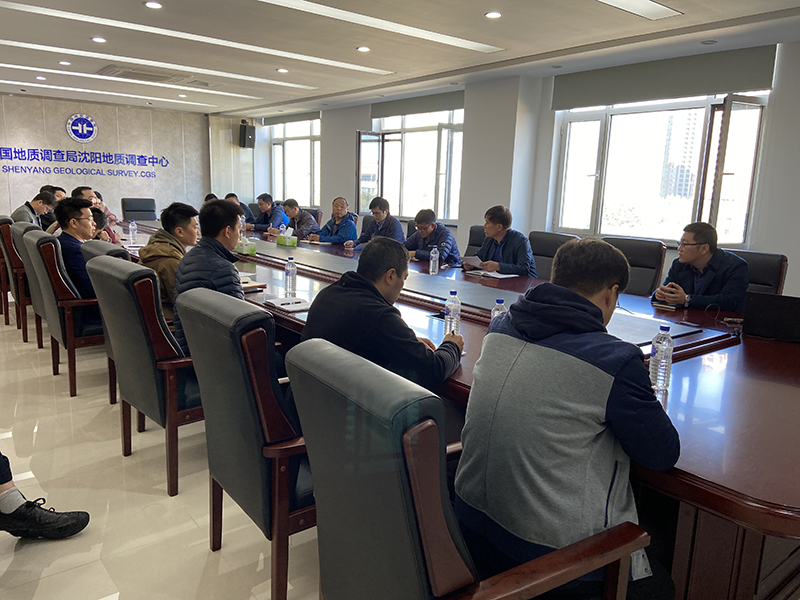 中心青年业务骨干积极交流中
